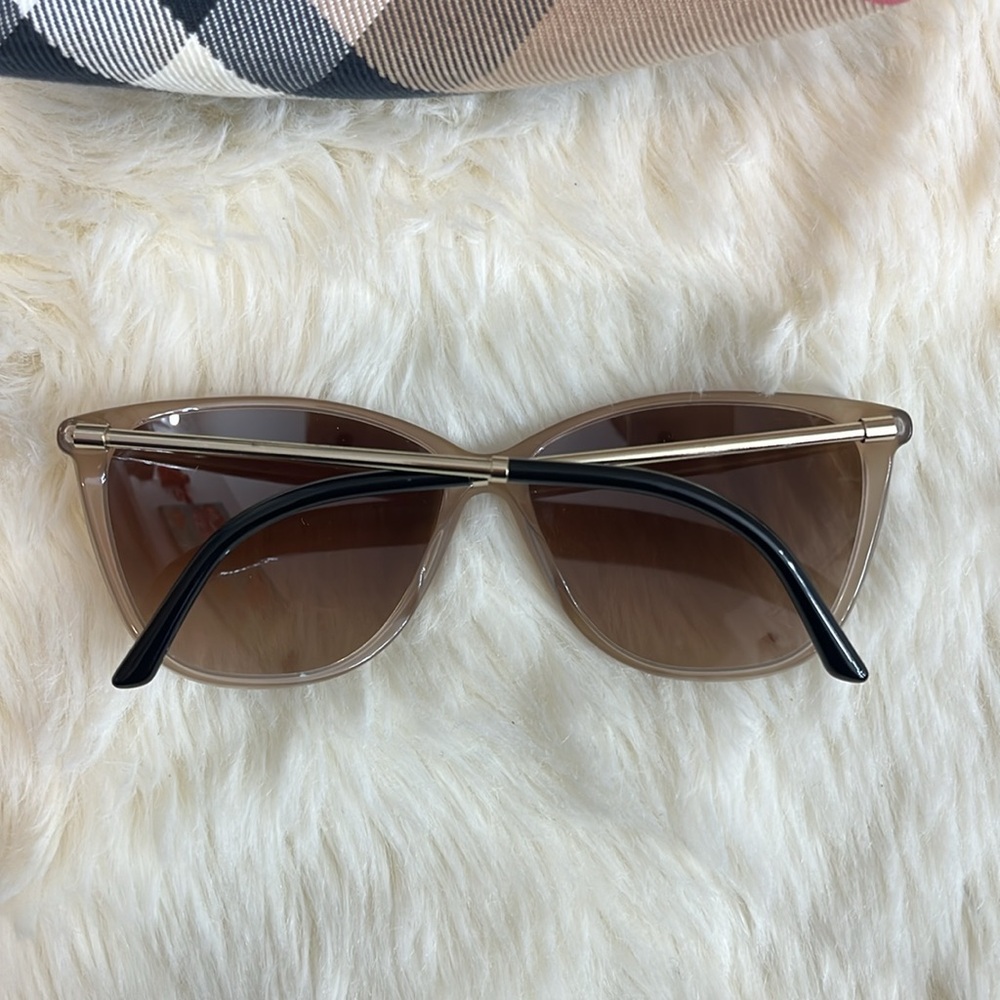 Authentic Burberry Sunglasses - Picture 12 of 14